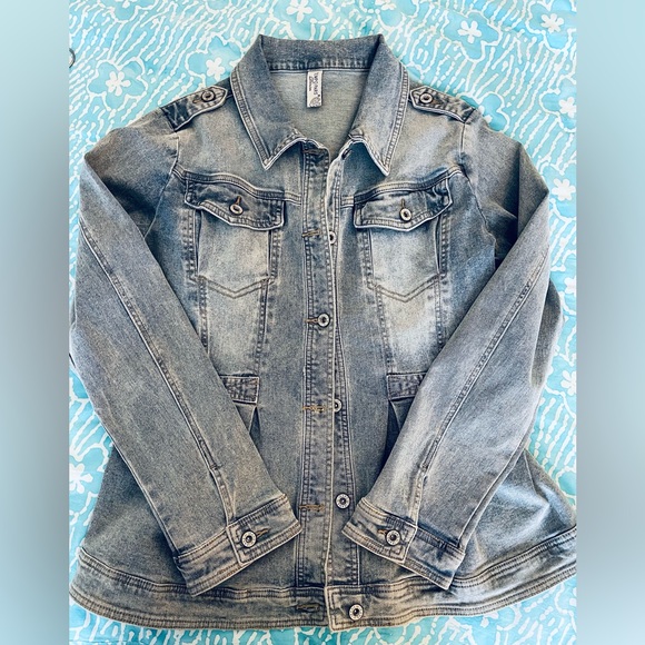 Tempo Pairs Denim Jacket Sz LRG. - Picture 2 of 6